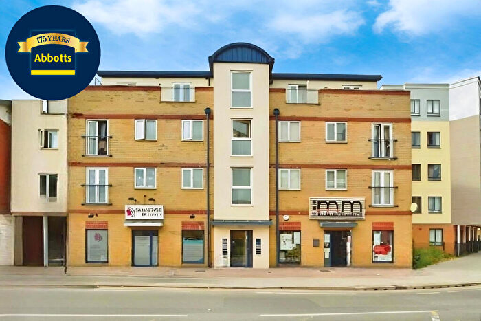 2 Bedroom Apartment To Rent In New Street, Chelmsford, CM1