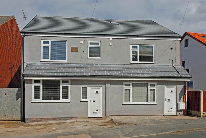 3 Bedroom End Of Terrace House To Rent In Crofton, Wakefield, WF4