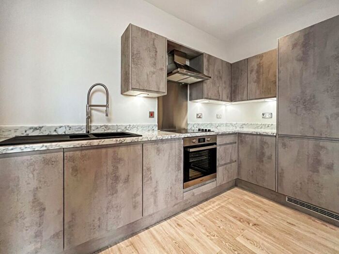 2 Bedroom Apartment To Rent In Block F, Victoria Riverside, Leeds City Centre, LS10