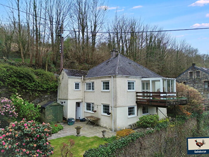 3 Bedroom Detached House For Sale In Tavistock, PL19