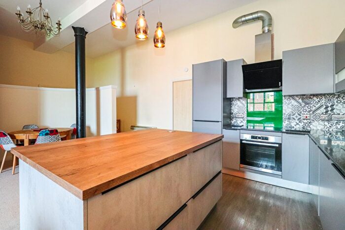 3 Bedroom Flat For Sale In Denton Mill Close, Carlisle, CA2