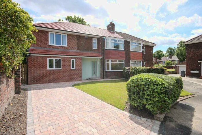 4 Bedroom Semi-Detached House To Rent In Mere Drive, Didsbury, Manchester, M20