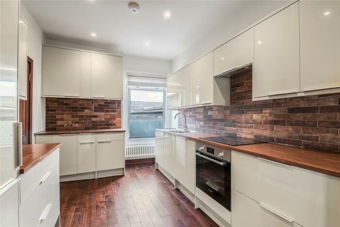 2 Bedroom Flat To Rent In Philip Lane, South Tottenham, London, N15