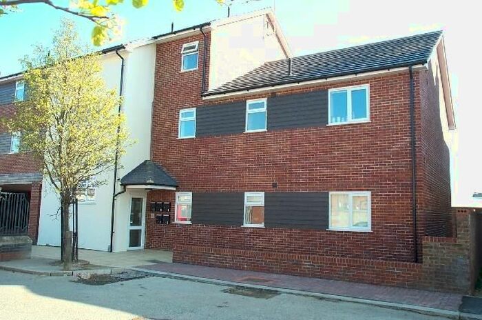 1 Bedroom Flat To Rent In Glenhaven Avenue, Borehamwood, WD6