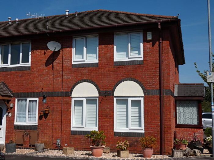 3 Bedroom End Of Terrace House For Sale In Parr Avenue, Neath, West Glamorgan., SA11