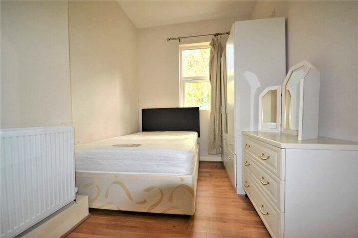 1 Bedroom Flat To Rent In Aldrington Road, Streatham, SW16