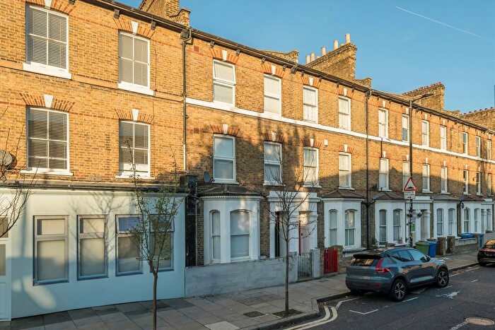 4 Bedroom Terraced House For Sale In Brook Drive, Kennington, SE11