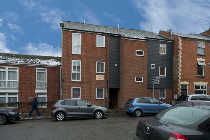 2 Bedroom Apartment To Rent In Charles Court, Banbury, OX16