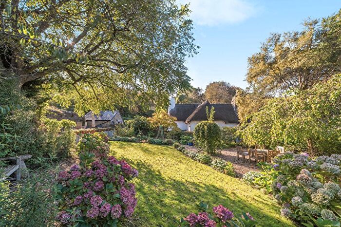 4 Bedroom End Terrace House For Sale In Ringmore, TQ7