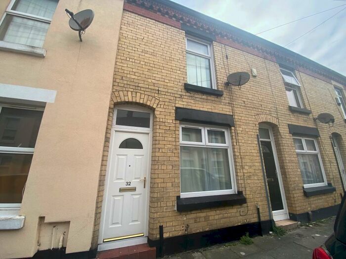 2 Bedroom House To Rent In Whittier Street, L8