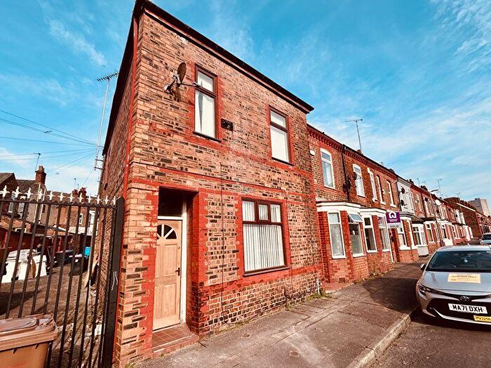 2 Bedroom Terraced House To Rent In Alpha Street West, Salford, M6
