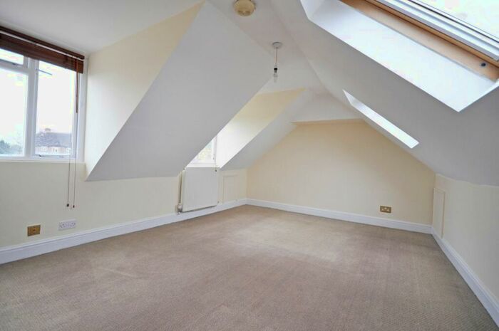 4 Bedroom Maisonette To Rent In Barnes High Street, Barnes, SW13