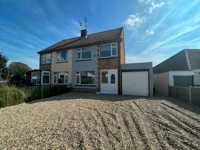 3 Bedroom Semi-Detached House To Rent In Arnold Road, Clacton-on-Sea, CO15