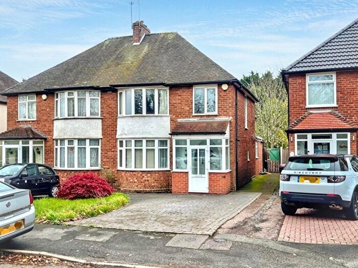 3 Bedroom Semi Detached House For Sale In Kingsbury Road, Curdworth, Sutton Coldfield, B76