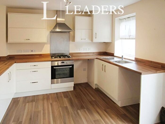 3 Bedroom House To Rent In Warwick Close, Bourne, PE10