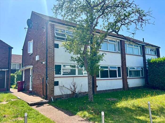 2 Bedroom Maisonette To Rent In Farnham Road, Slough, SL1