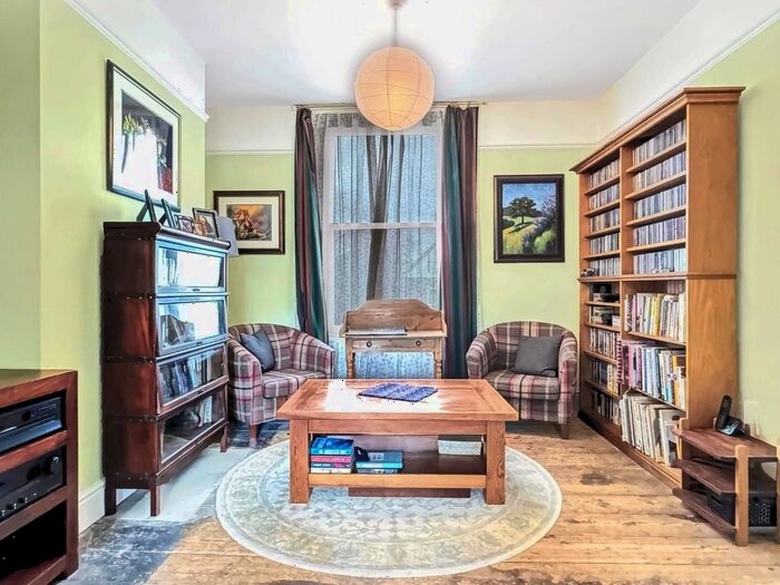 2 Bedroom Terraced House For Sale In Victoria Road, Cambridge, CB4