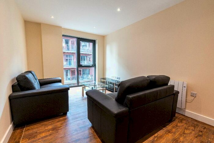 3 Bedroom Flat To Rent In Ecco, Sheffield, Sheffield, S11