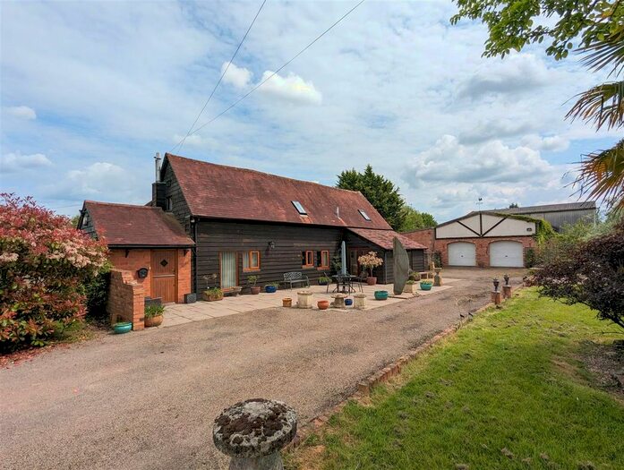 3 Bedroom Barn Conversion For Sale In Welland Court Lane, Upton-Upon-Severn, Worcester, WR8