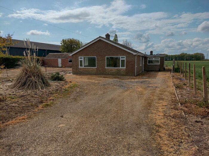 4 Bedroom Bungalow To Rent In Cranesgate South, Holbeach St Johns, PE12