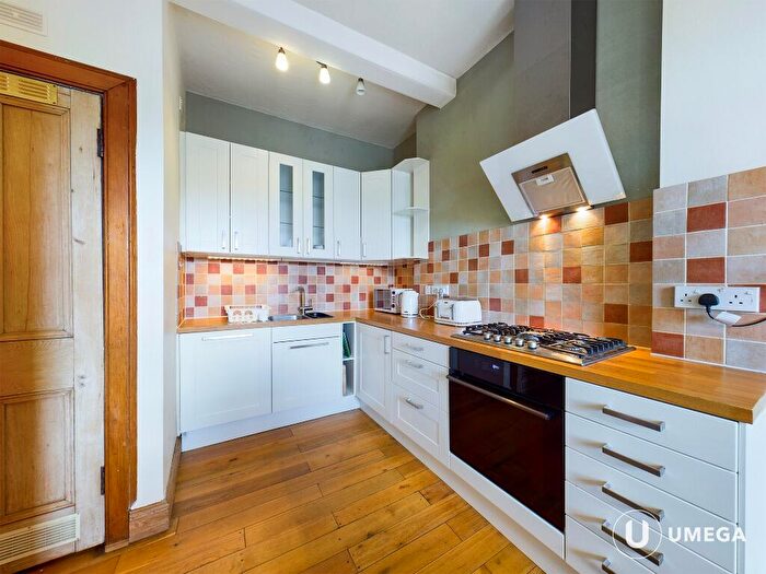 3 Bedroom Apartment To Rent In Marchmont Crescent, Marchmont, Edinburgh, EH9