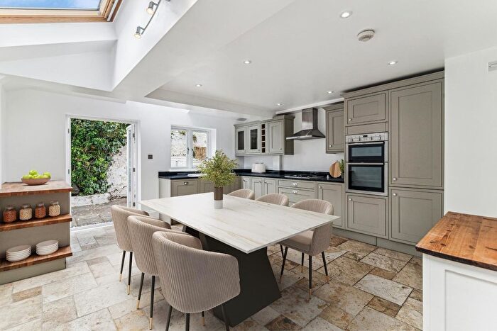 4 Bedroom Terraced House To Rent In Cranbrook Road, Central Chiswick, W4