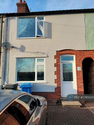 2 Bedroom Semi-Detached House To Rent In Sproughton Road, Ipswich, IP1
