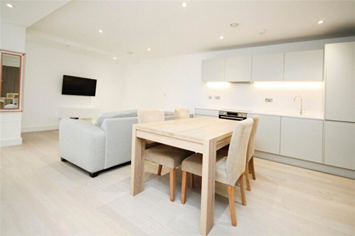 1 Bedroom Apartment To Rent In Library House, New Road, Brentwood, CM14