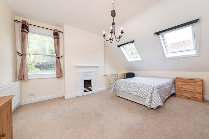 2 Bedroom Flat To Rent In Finchley Road, Hampstead, NW3