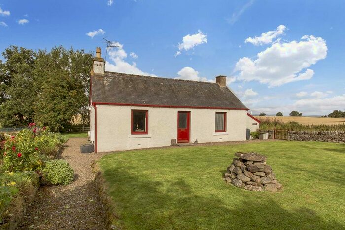 2 Bedroom Cottage For Sale In Meigle, Blairgowrie, PH12