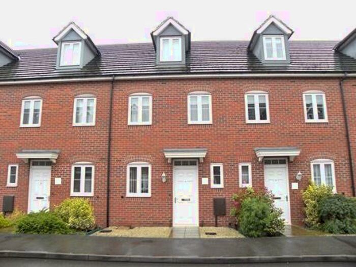 3 Bedroom Terraced House To Rent In Bramley Road, Long Eaton, NG10
