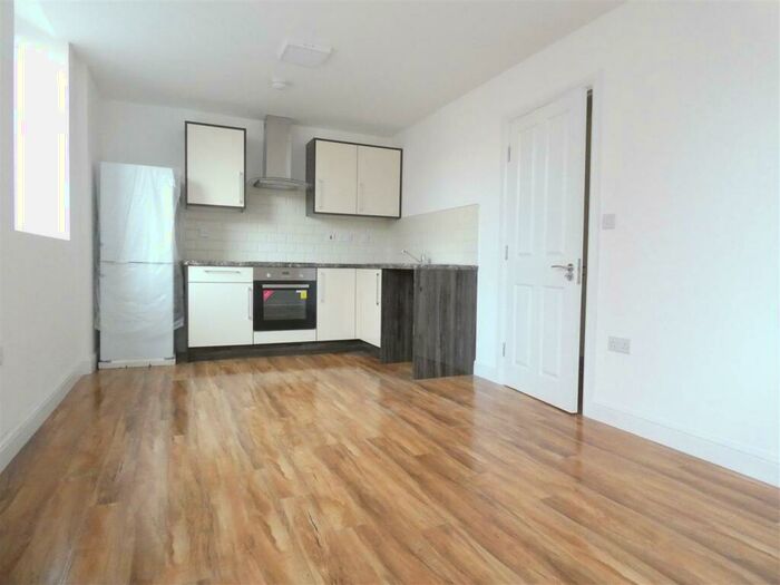 2 Bedroom Apartment To Rent In Wand Street, Belgrave, Leicester, LE4