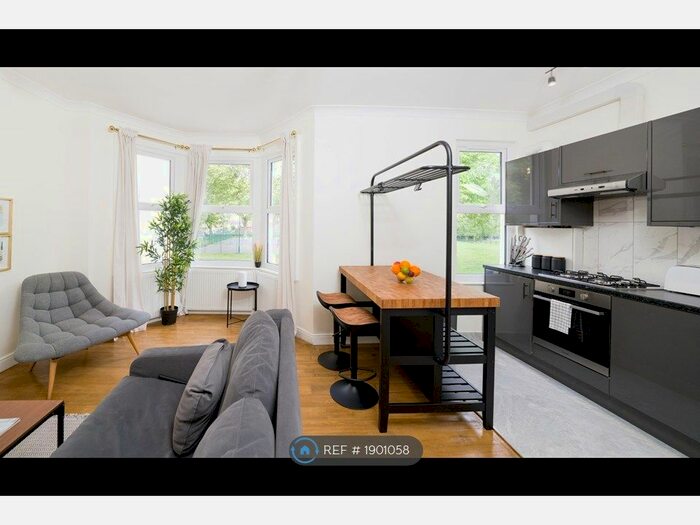 2 Bedroom Flat To Rent In Willoughby Road, London, N8