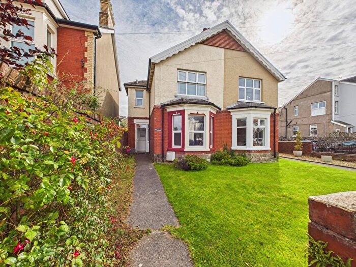 3 Bedroom Semi-Detached House For Sale In Merthyr Mawr Road, Bridgend, CF31