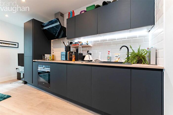 Flat To Rent In The Furlong, Home X, Brighton, East Sussex, BN2
