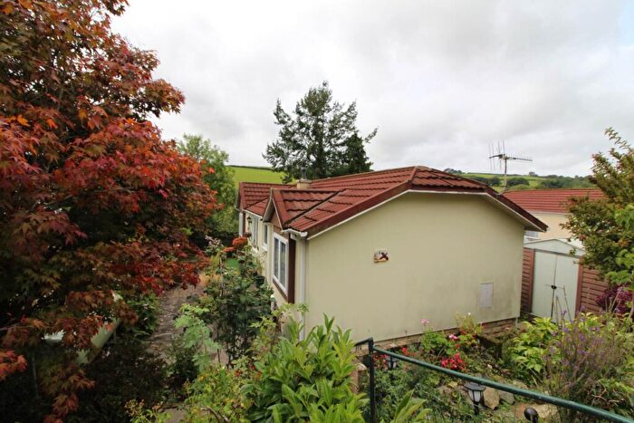 2 Bedroom Park Home For Sale In Harrowbarrow, Callington, PL17