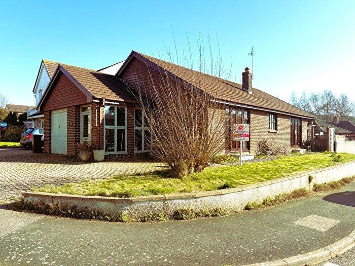 2 Bedroom Detached Bungalow For Sale In Manor Gardens, Millbrook, PL10