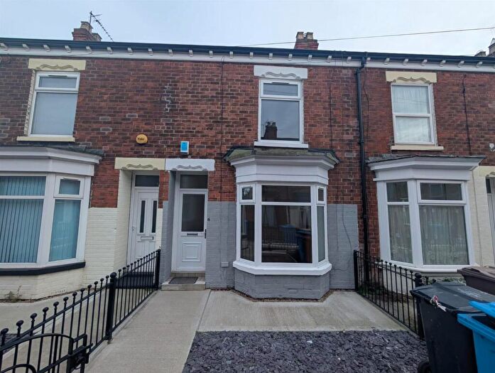 2 Bedroom House To Rent In Whittington Villas, Rosmead Street, Hull, HU9