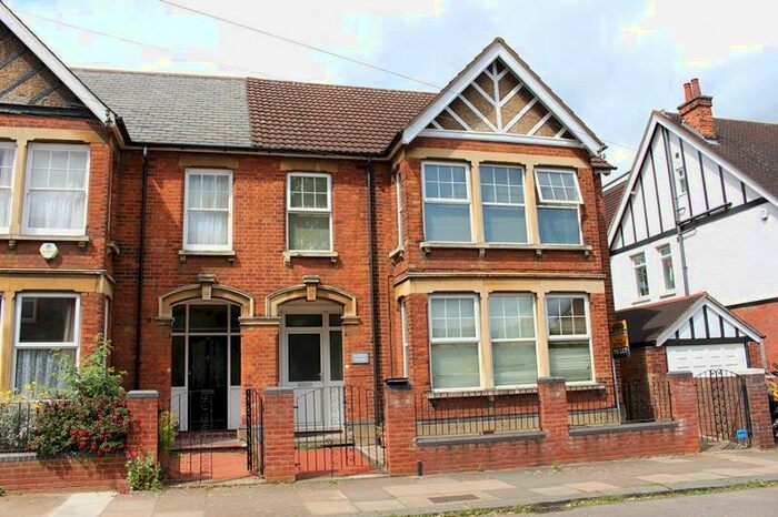 1 Bedroom Flat To Rent In Kingsley Road, Bedford, MK40