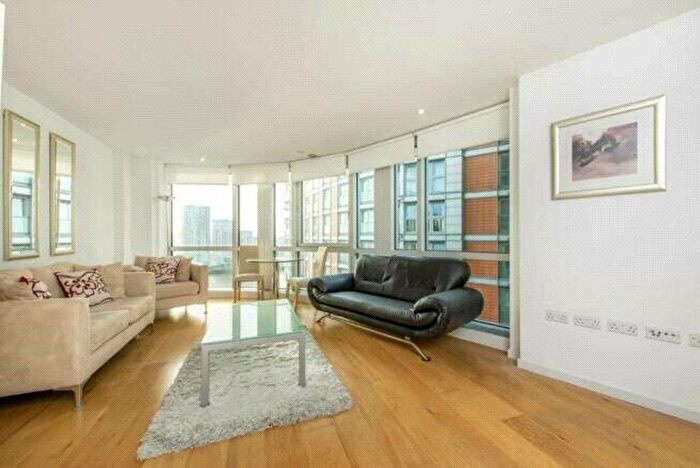 1 Bedroom Flat To Rent In Ontario Tower, Fairmont Avenue, E14