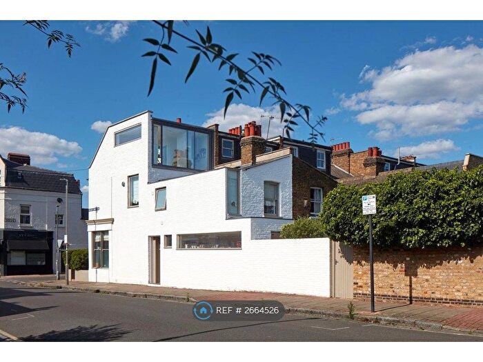 4 Bedroom End Of Terrace House To Rent In Bennerley Road, London, SW11