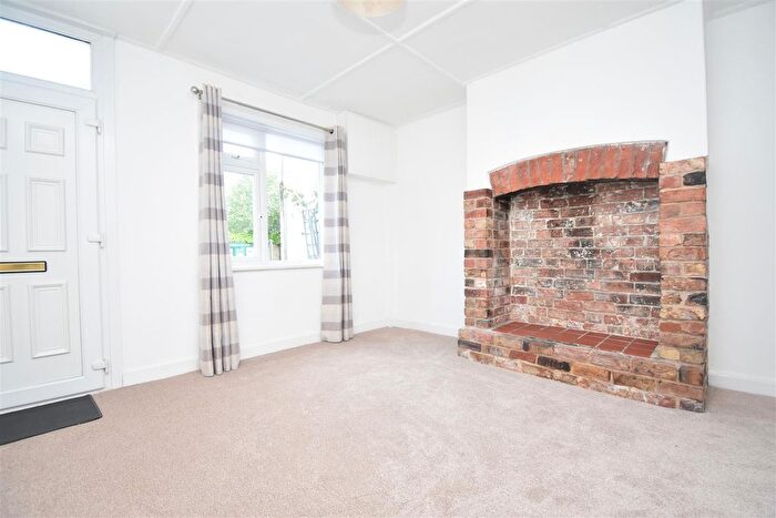 2 Bedroom Terraced House To Rent In York Street, Dunnington, YO19