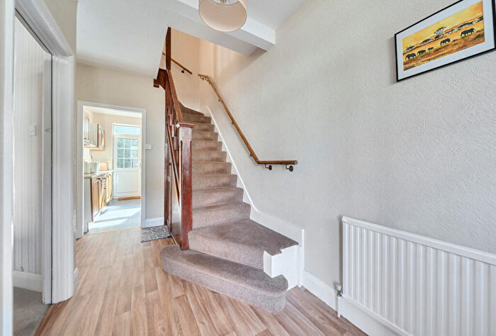 3 Bedroom Terraced House For Sale In Greenwood Close, Morden, SM4
