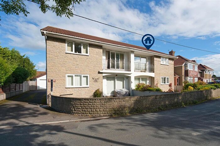 2 Bedroom Flat For Sale In Ebdon Road, Worle - Garage, BS22