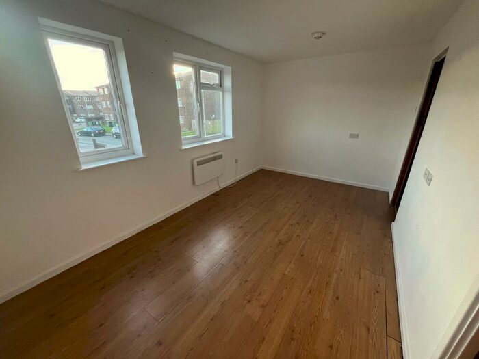 Studio To Rent In Polden Close, Shepshed, LE12