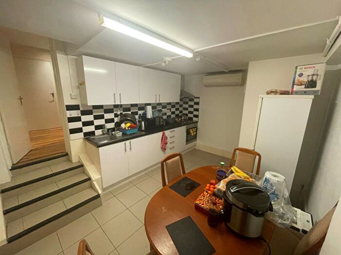 2 Bedroom Apartment To Rent In Newton Road. Sudbury, CO10