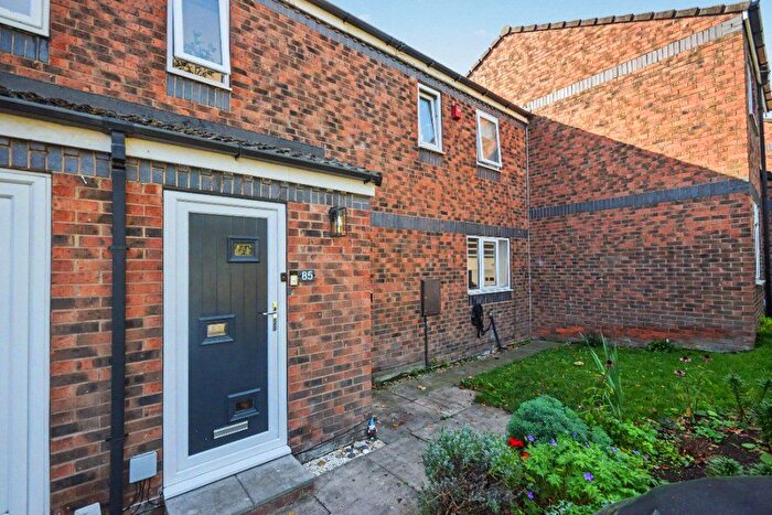 2 Bedroom Town House For Sale In Howden Way, Eastmoor, Wakefield, West Yorkshire, WF1