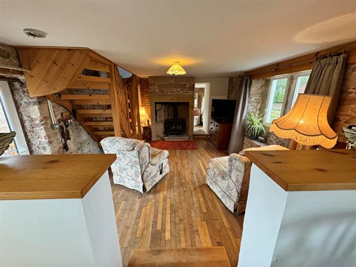 1 Bedroom Character Property For Sale In Great Orton, CA5