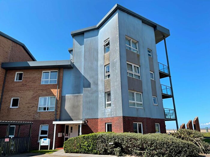 2 Bedroom Property To Rent In Cwrt Pandora, Llanelli, SA15