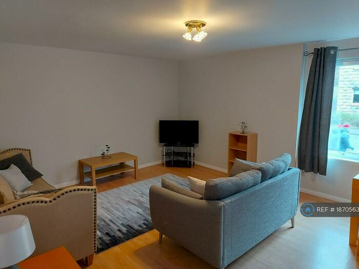 2 Bedroom Flat To Rent In Glendale Mews, Aberdeen, AB11